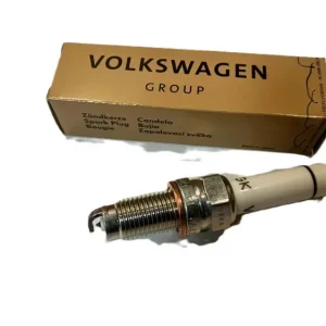 Longlife spark plug 1.0 1.4 1.5 TSI VW AUDI SEAT SKODA Ekspresowa dostawa
