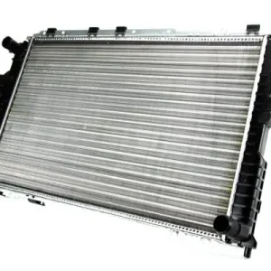 Oferta limitowana CHŁODNICA SILNIKA AUDI